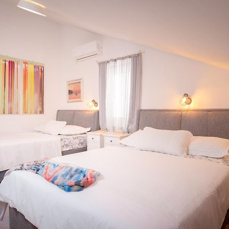 Kalina Deluxe Apartments Єлса Екстер'єр фото