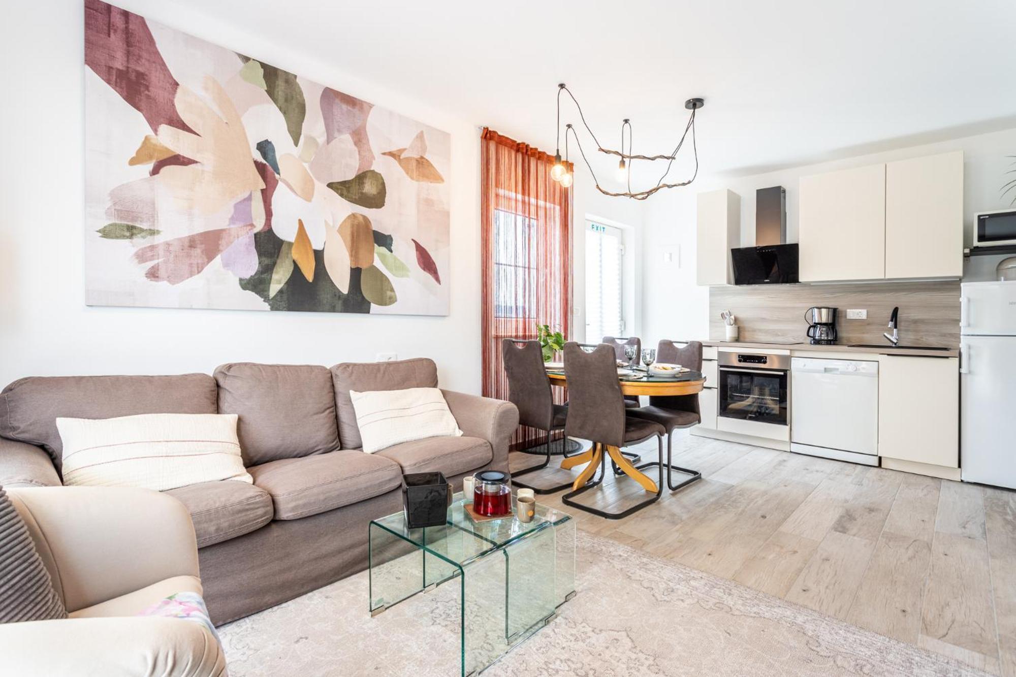 Kalina Deluxe Apartments Єлса Екстер'єр фото